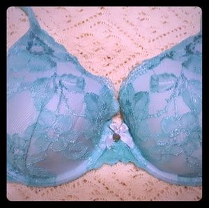 Victorias Secret bra size 34D